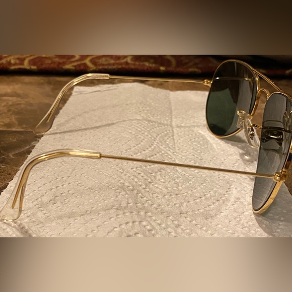Ray Ban~ Aviator Sunglasses Gold Frames, Green Lenses UV400 Protection (UNISEX) - Picture 11 of 17